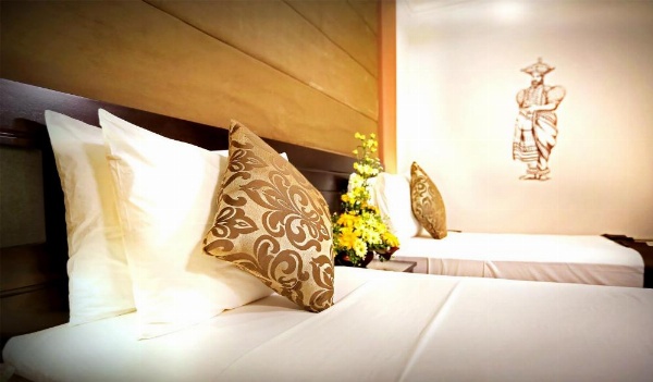 Kandy City Hotel by Earl's image 15